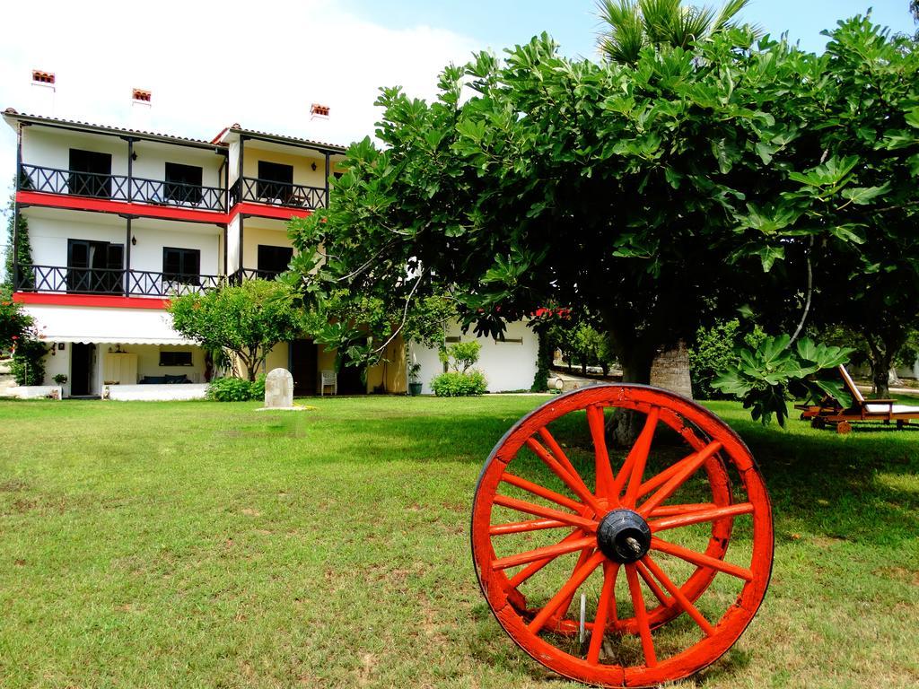 פסאקודיה Apartments Karpetis A Green Paradise מראה חיצוני תמונה