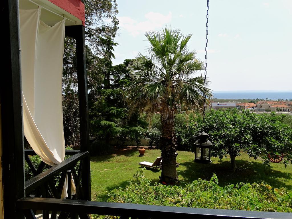 פסאקודיה Apartments Karpetis A Green Paradise מראה חיצוני תמונה