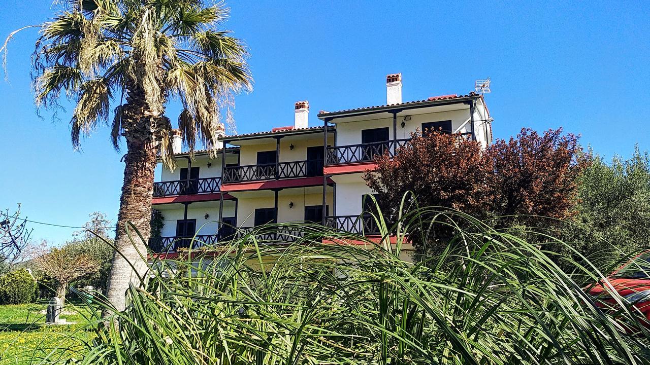 פסאקודיה Apartments Karpetis A Green Paradise מראה חיצוני תמונה
